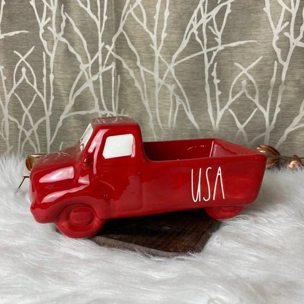 RAE DUNN FARMHOUSE HOME DECOR CERAMIC TRUCK AMERICA USA FOURTH JULY HOME NEW HTF - Picture 3 of 8